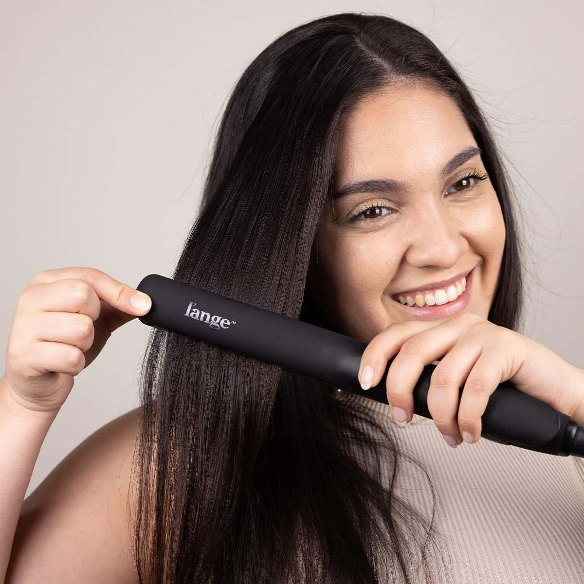 Le Ceramique Flat Iron – Fast-Heating 1-Pass Ceramic Straightener for Smooth, Shiny Styles